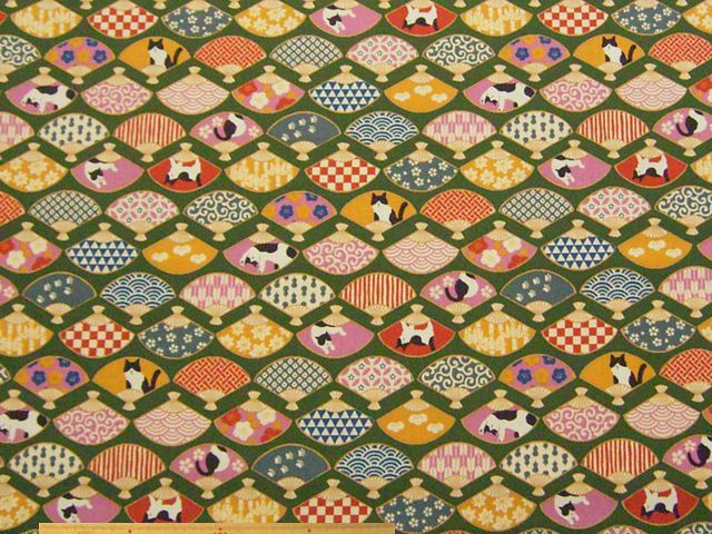 和調ネコ扇子柄・コットンシーチングプリント(グリーン)