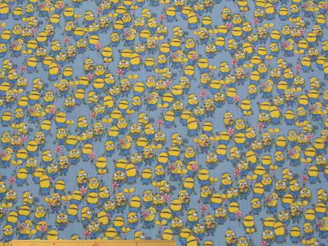 ミニオンズ　コットンシーチングプリント(ブルー)