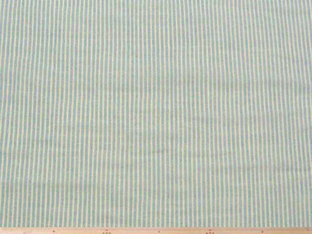 デニム調ストライプ柄・綿ダブルガーゼプリント(ライトブルー)
