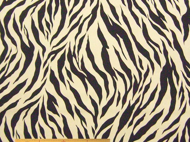 ゼブラ(シマウマ)柄コットンツイルプリント(白黒)