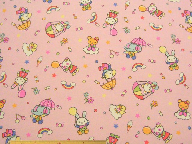 メルヘン・動物柄コットンオックスプリント(ピンク)