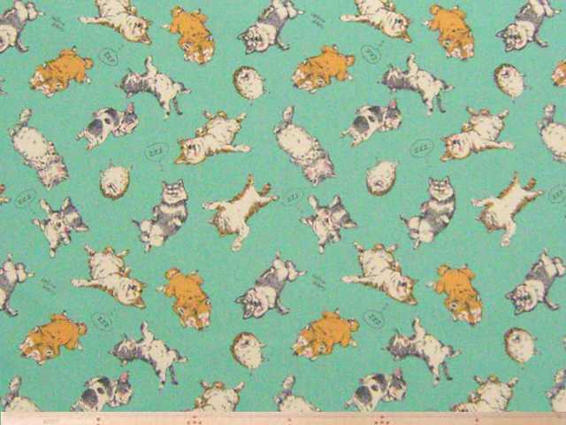 お眠りワンコ＆ネコ・ハリネズミ柄・綿オックスプリント(ミントブルー)