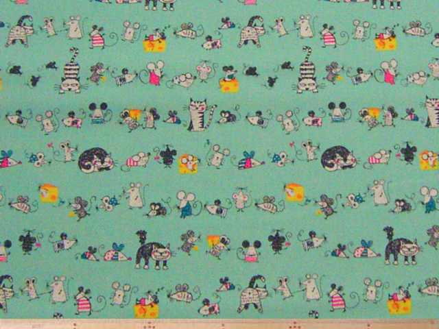 ネコ＆ネズミ柄・綿オックスプリント(ミントブルー)