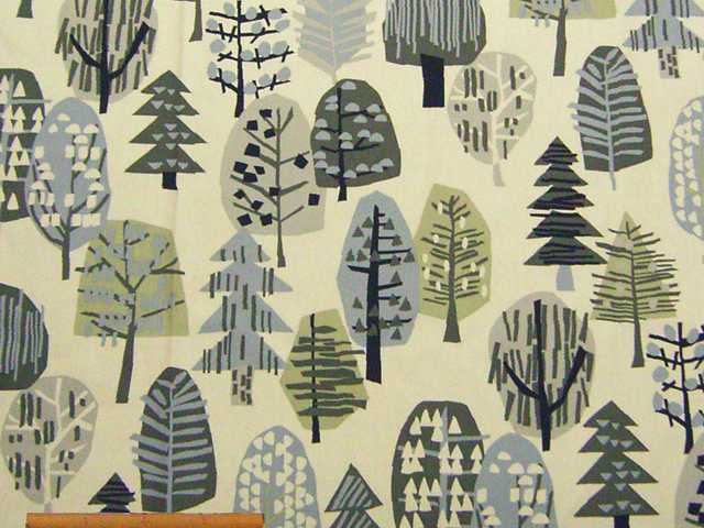 インテリア向き北欧調森の木柄・広巾綿オックスプリント