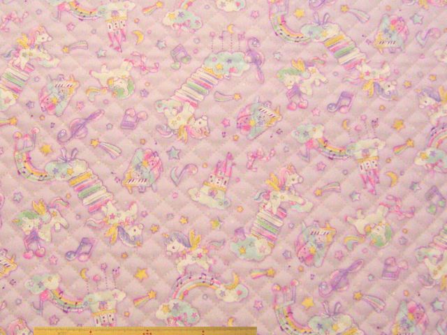 メルヘンチックユニコーン柄・コットンオックスプリントキルト(ラベンダー)