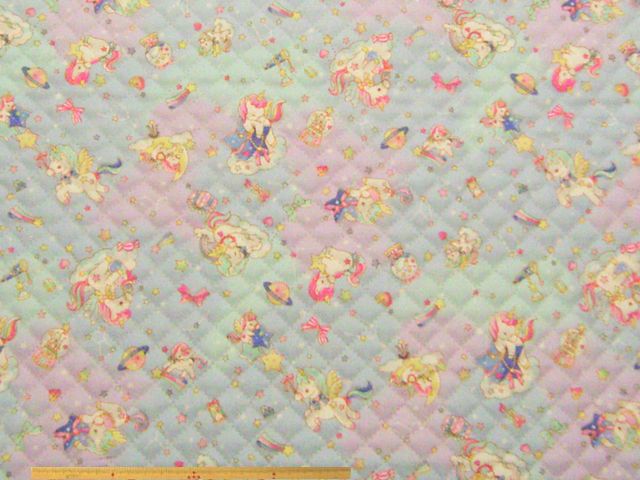 ユニコーン柄・コットンオックスプリントキルト(サックスブルー)