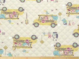 スクールバスと動物・綿麻キャンバスプリントキルト