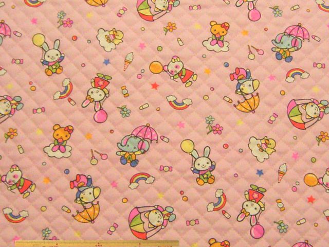 メルヘン＆動物柄・コットンオックスプリントキルト(ピンク)