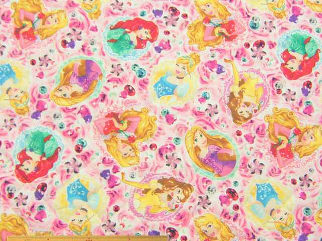 ディズニー・プリンセス　コットンオックスプリント半針キルト